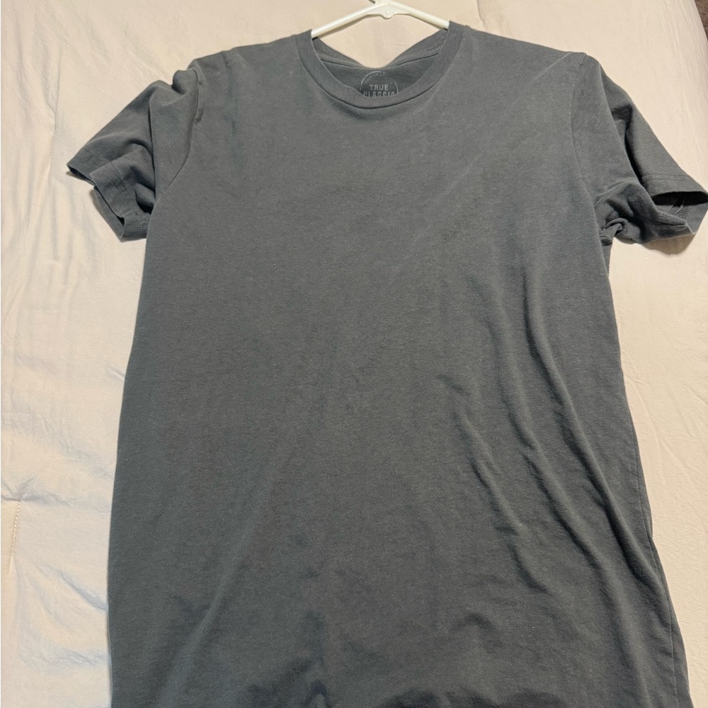 Gray Short Sleeve Crew Neck Tee